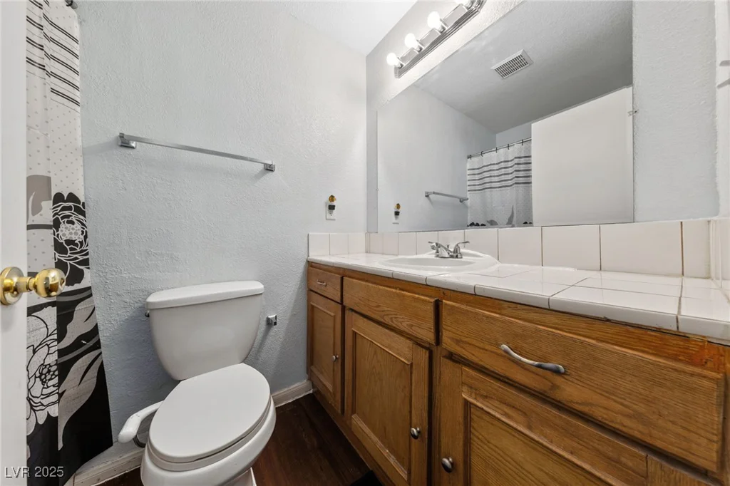 1820 Renada, North Las Vegas, NV 89030