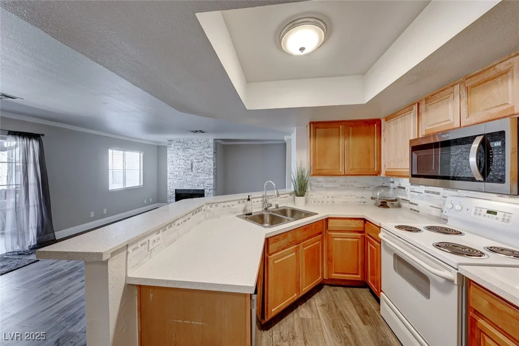 8600 Charleston, Las Vegas, NV 89117