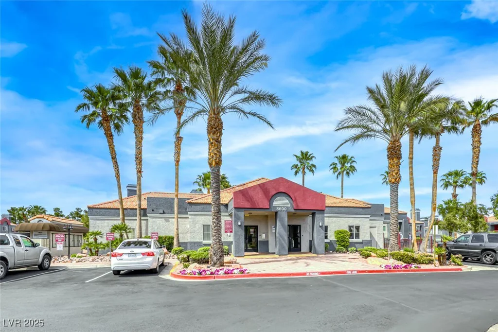 8600 Charleston, Las Vegas, NV 89117