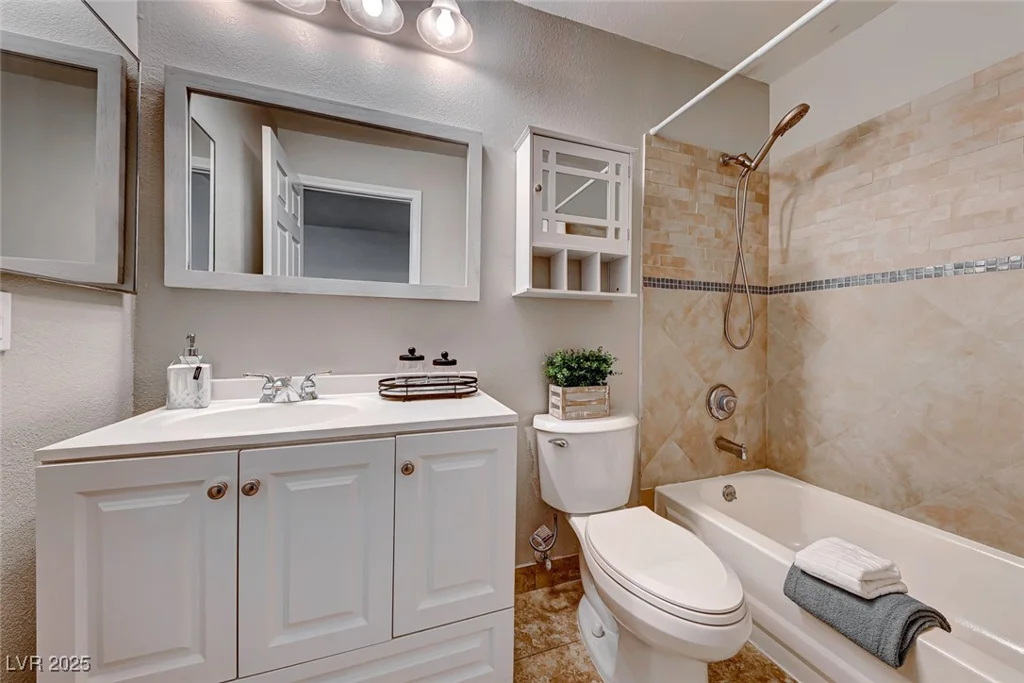 8600 Charleston, Las Vegas, NV 89117