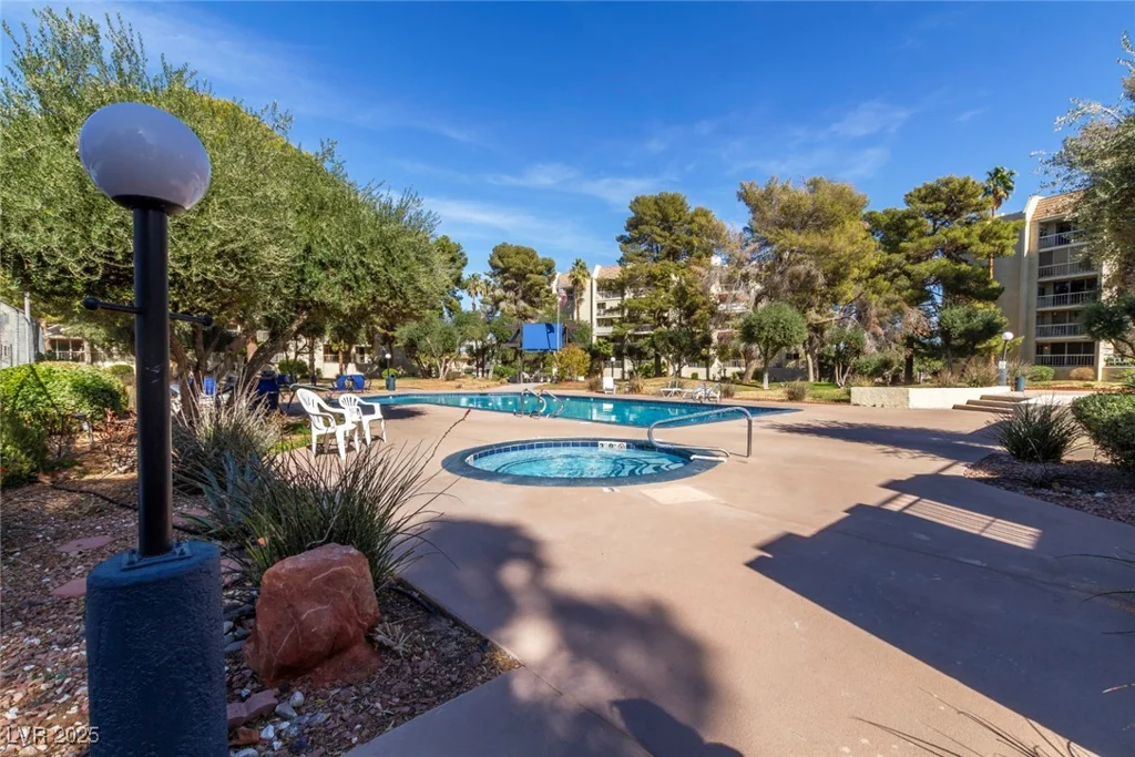 730 Royal Crest, Las Vegas, NV 89169