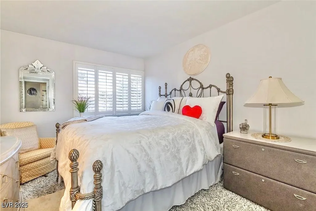 730 Royal Crest, Las Vegas, NV 89169