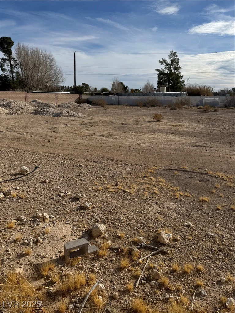 6520 El Campo Grande, Las Vegas, NV 89130