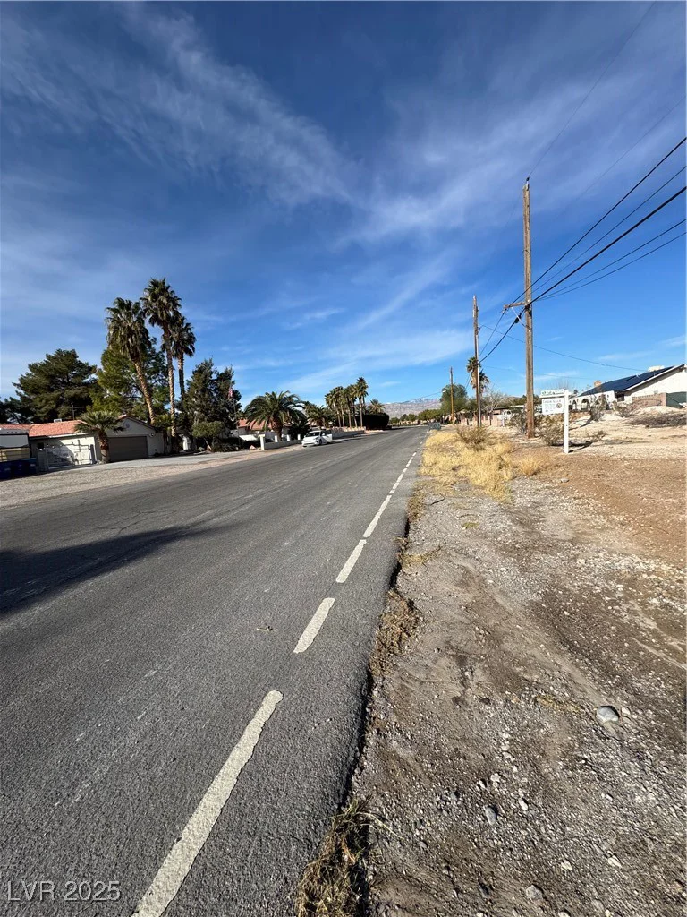 6520 El Campo Grande, Las Vegas, NV 89130