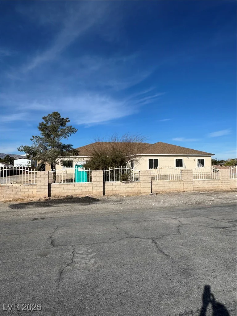 6520 El Campo Grande, Las Vegas, NV 89130
