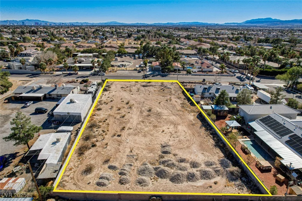6520 El Campo Grande, Las Vegas, NV 89130