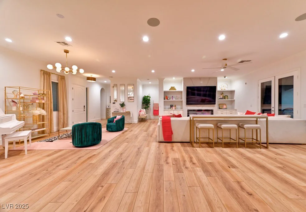 7565 Torrey Pines, Las Vegas, NV 89131