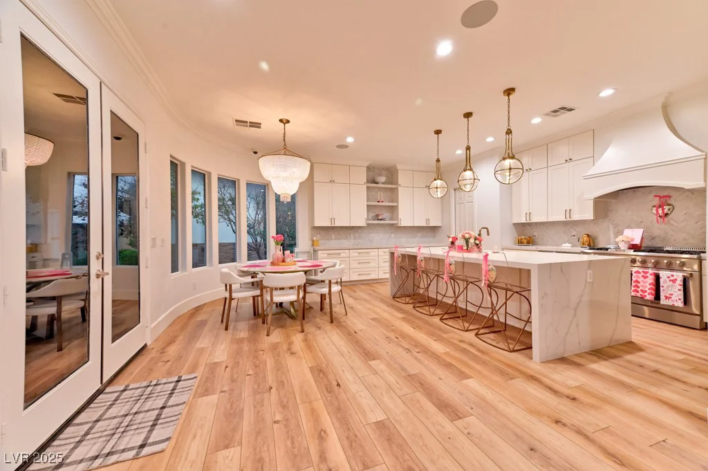 7565 Torrey Pines, Las Vegas, NV 89131