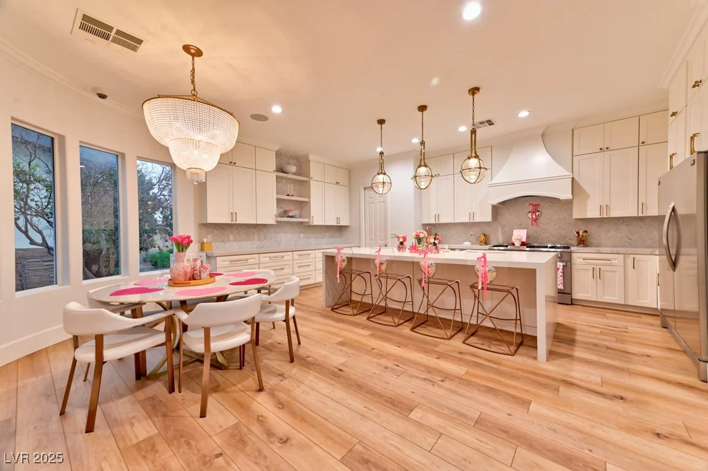 7565 Torrey Pines, Las Vegas, NV 89131