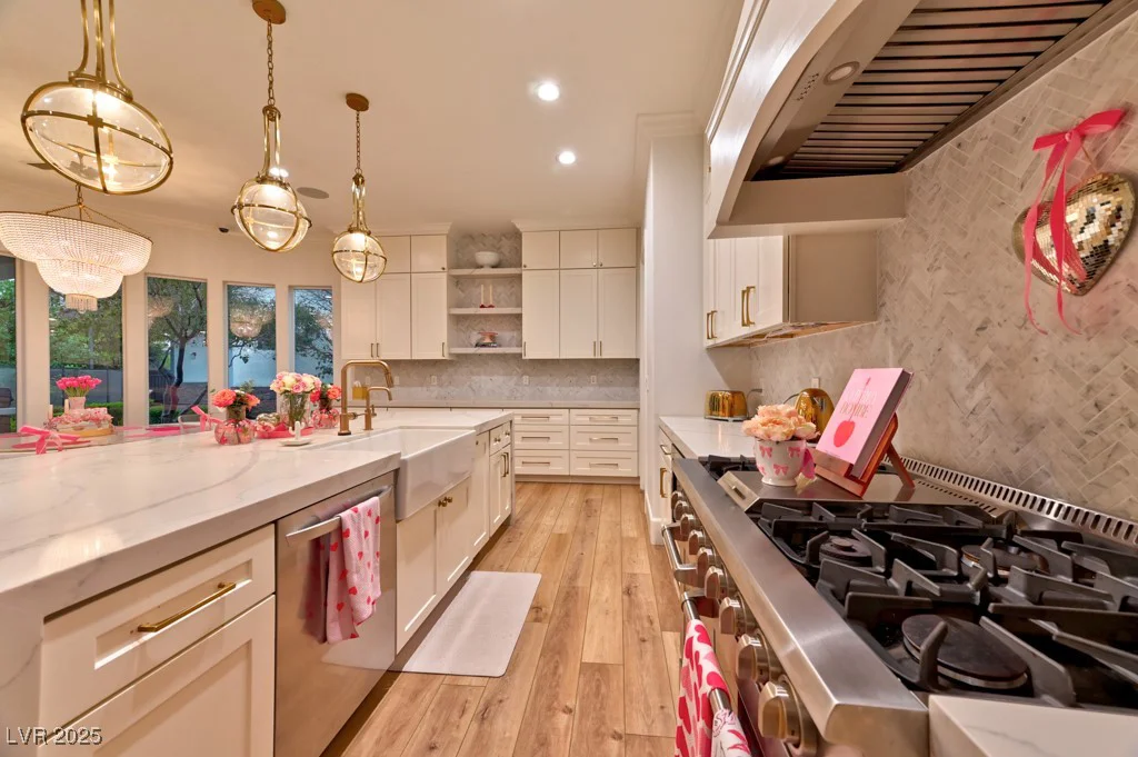 7565 Torrey Pines, Las Vegas, NV 89131