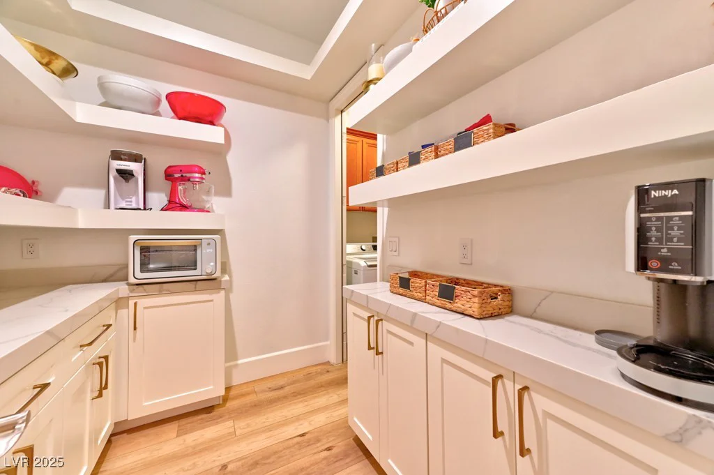 7565 Torrey Pines, Las Vegas, NV 89131
