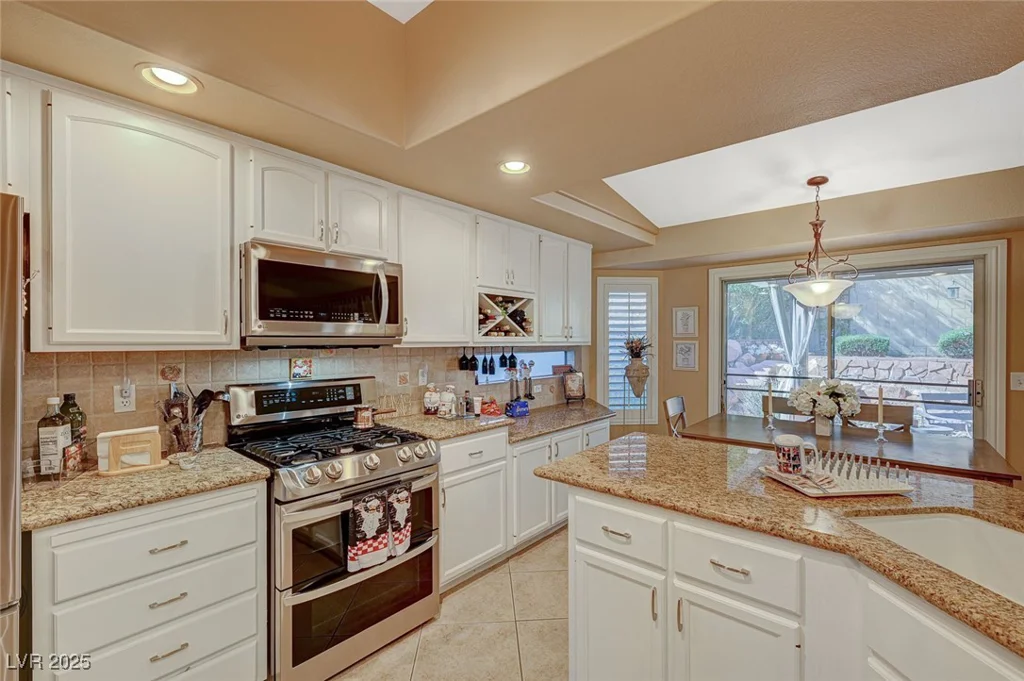 3625 Campbell, Las Vegas, NV 89129