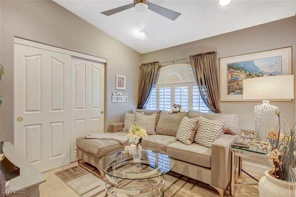 3625 Campbell, Las Vegas, NV 89129
