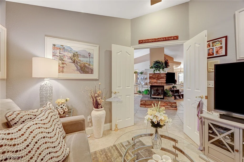 3625 Campbell, Las Vegas, NV 89129