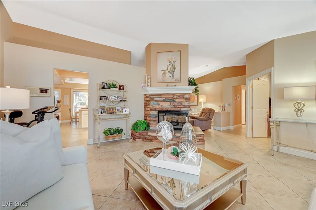 3625 Campbell, Las Vegas, NV 89129