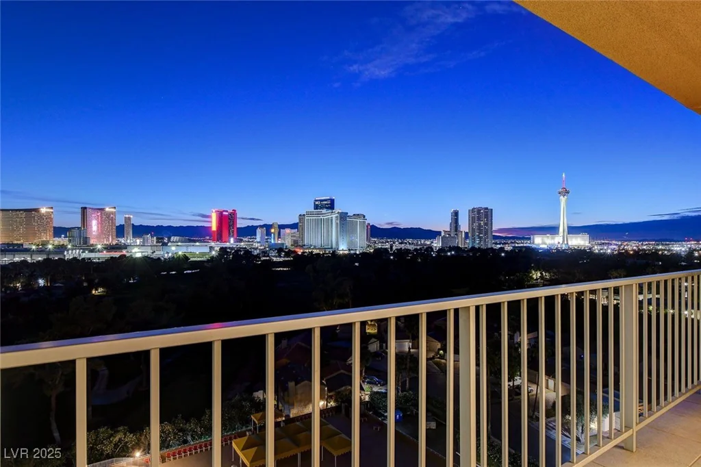 3111 Bel Air, Las Vegas, NV 89109