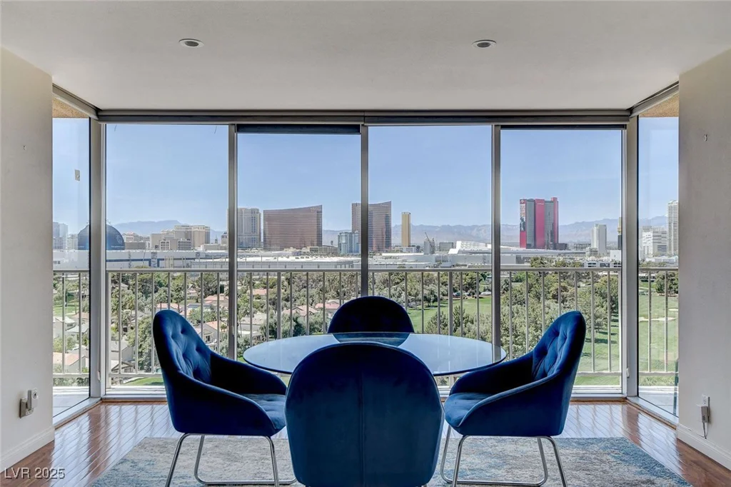 3111 Bel Air, Las Vegas, NV 89109