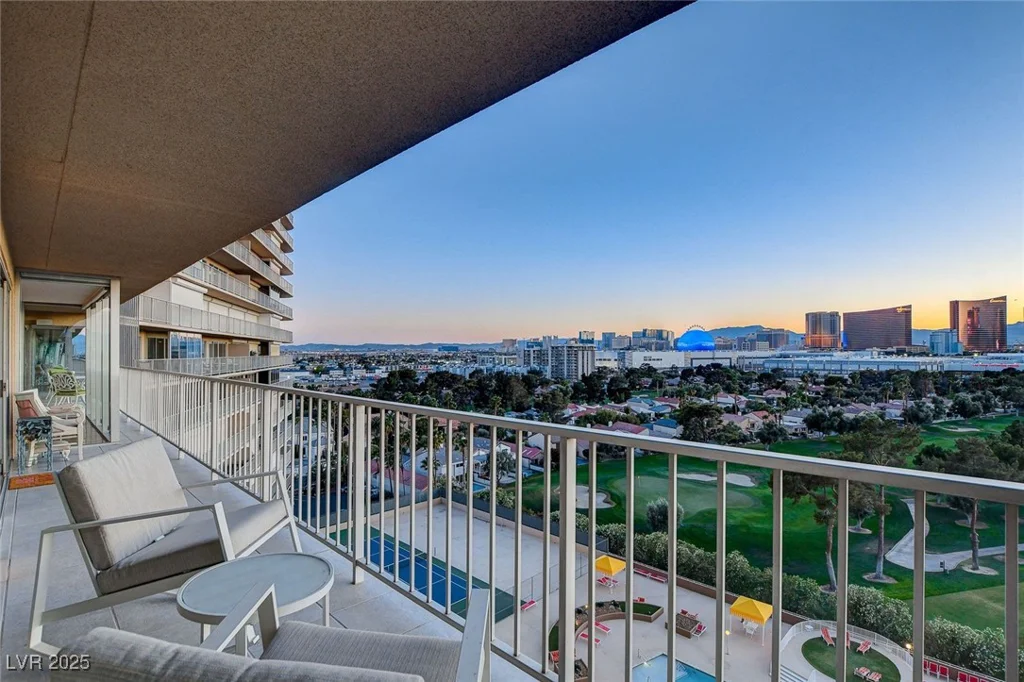 3111 Bel Air, Las Vegas, NV 89109