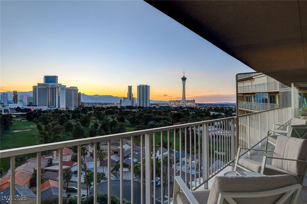 3111 Bel Air, Las Vegas, NV 89109
