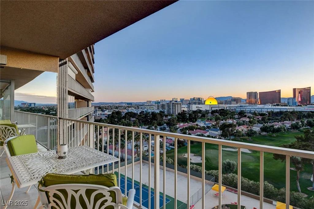 3111 Bel Air, Las Vegas, NV 89109