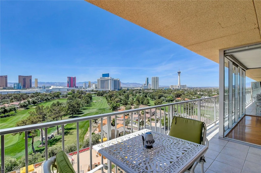 3111 Bel Air, Las Vegas, NV 89109