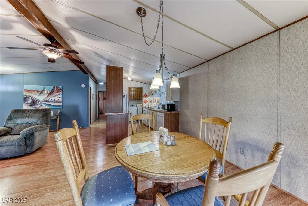 5561 Aldama, Las Vegas, NV 89122