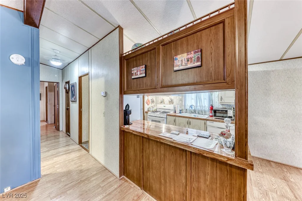 5561 Aldama, Las Vegas, NV 89122