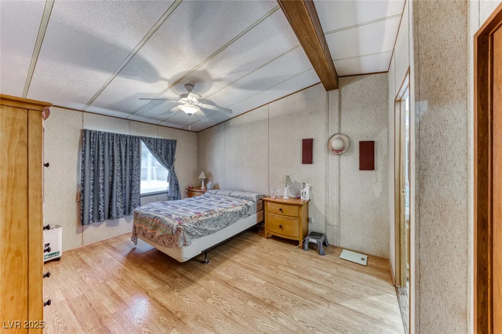 5561 Aldama, Las Vegas, NV 89122