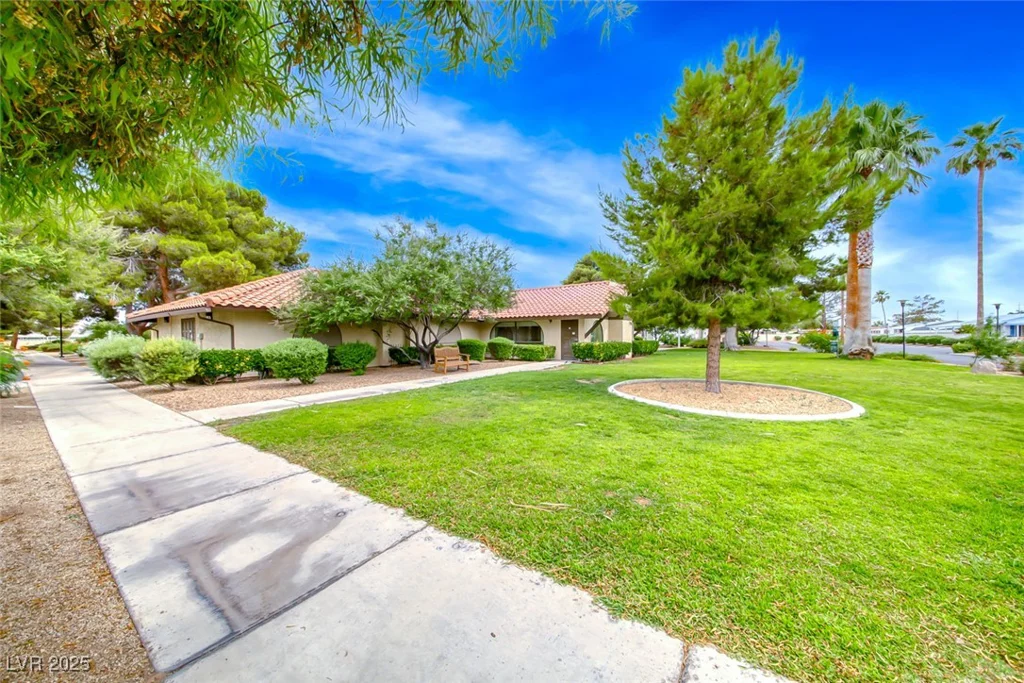 5561 Aldama, Las Vegas, NV 89122