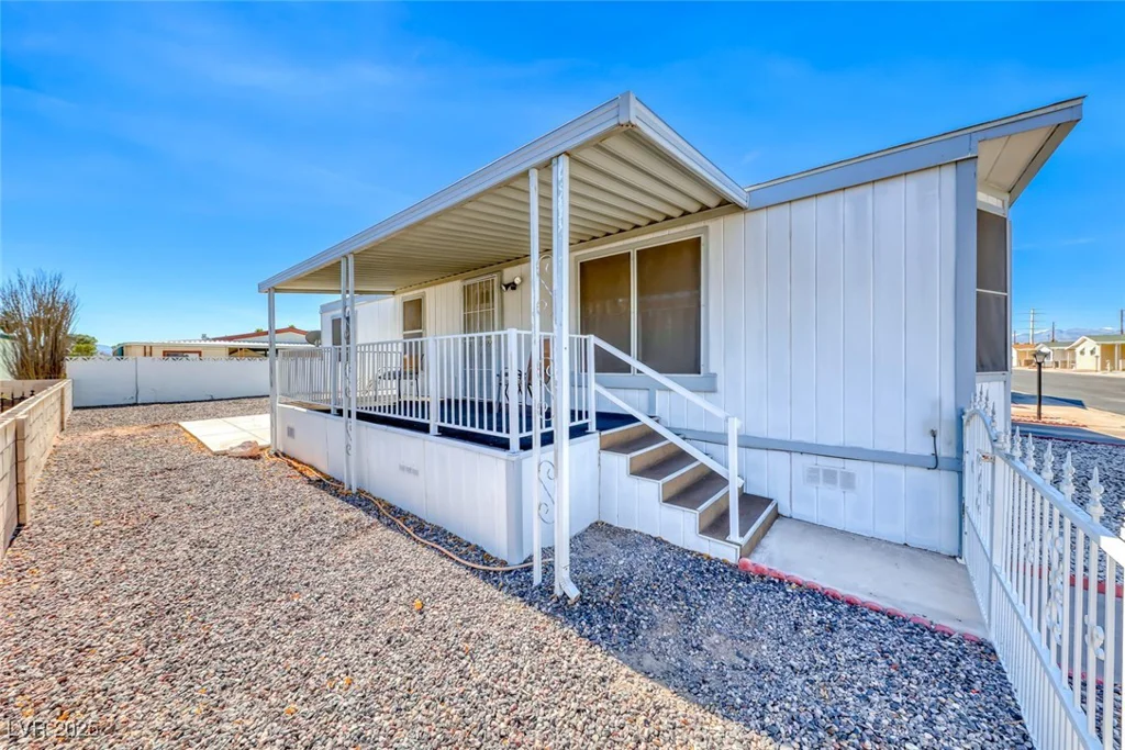5561 Aldama, Las Vegas, NV 89122
