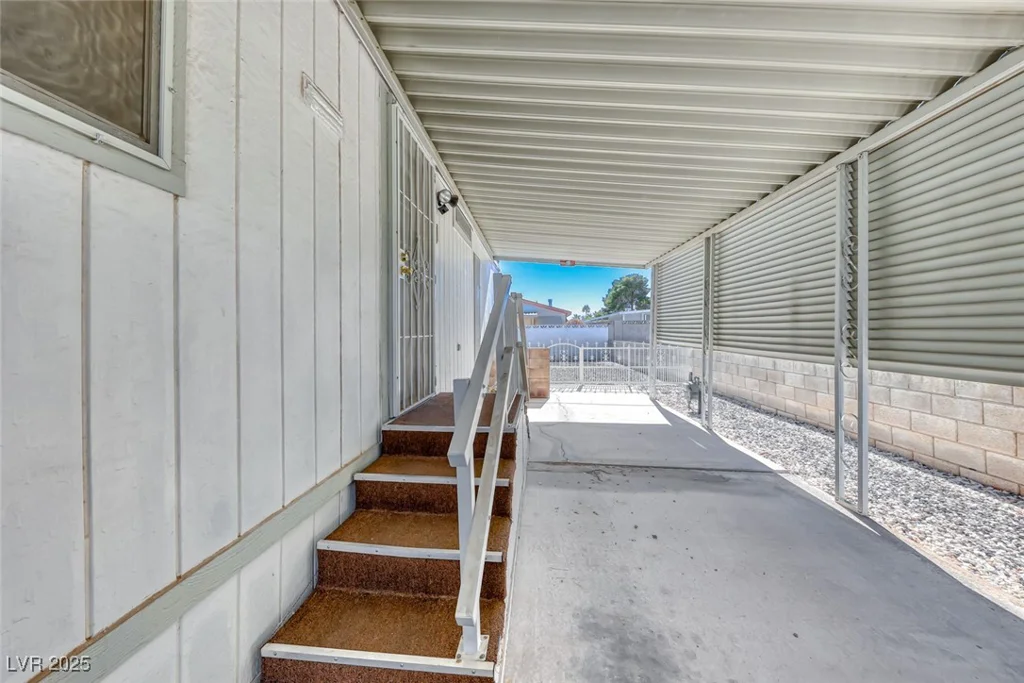 5561 Aldama, Las Vegas, NV 89122
