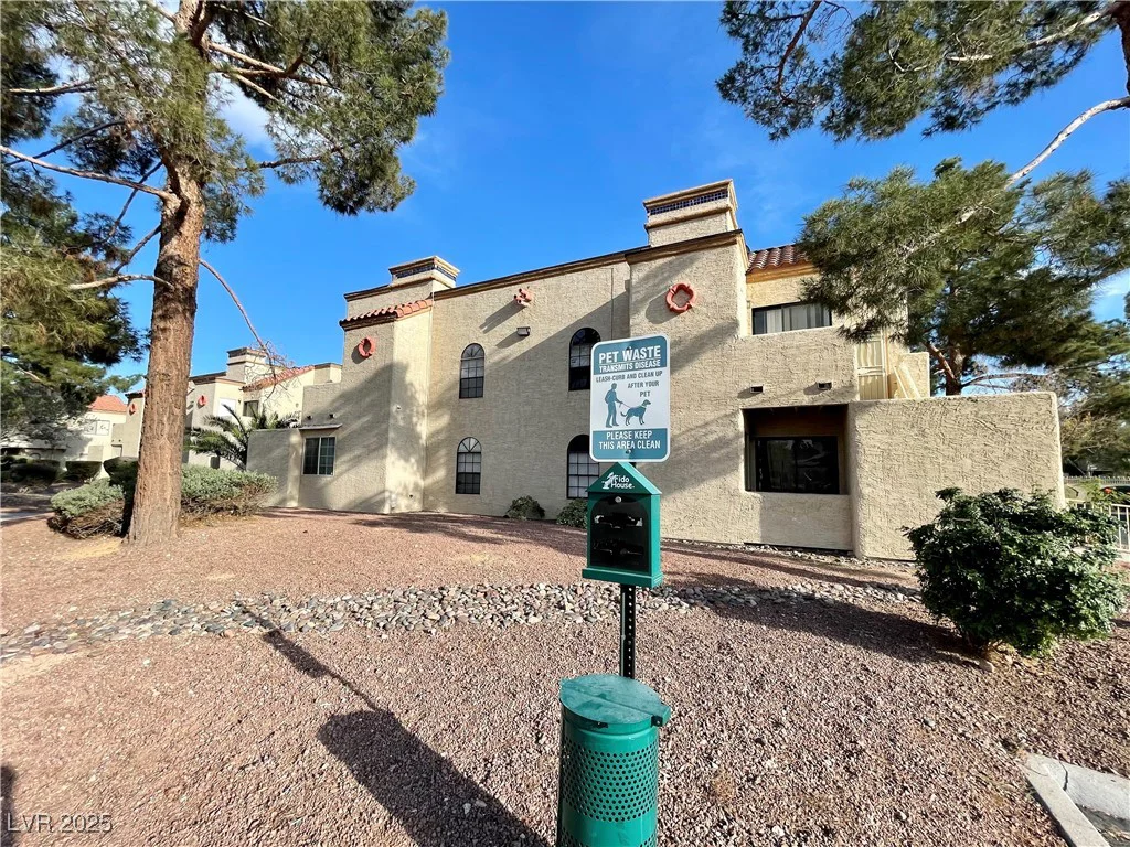 2964 Juniper Hills, Las Vegas, NV 89142