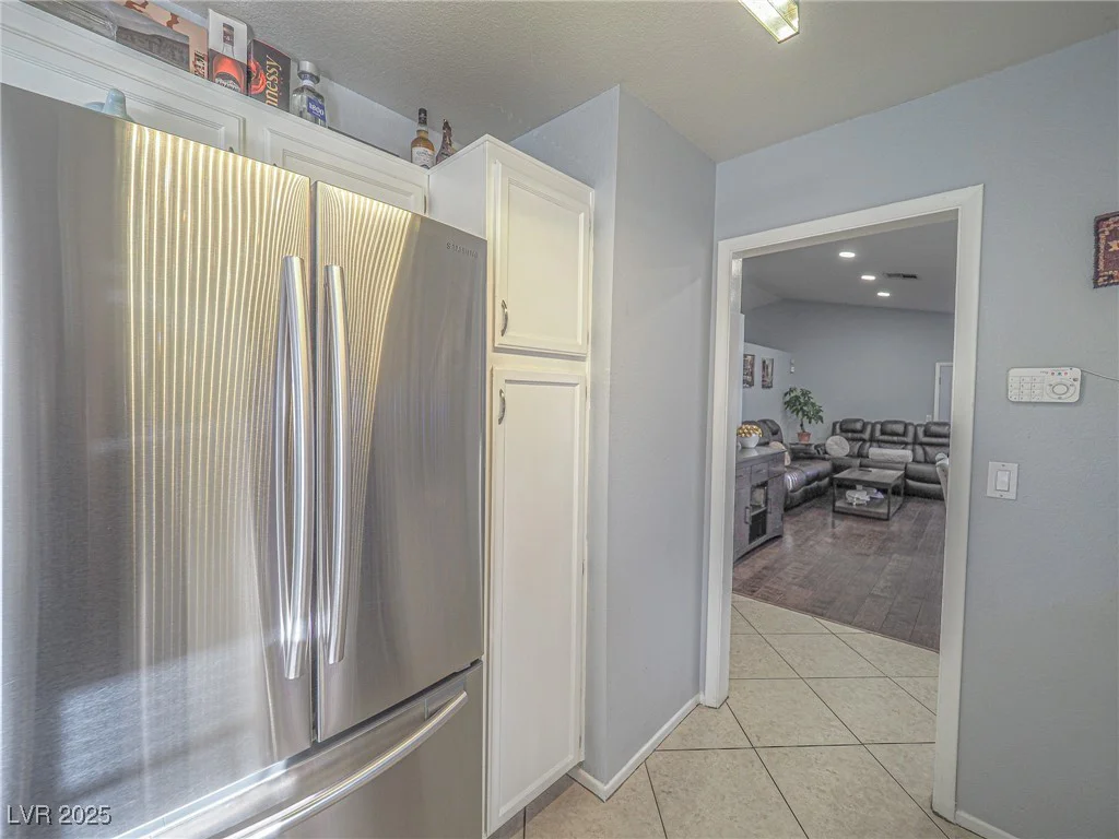 7089 Orange Grove, Las Vegas, NV 89119