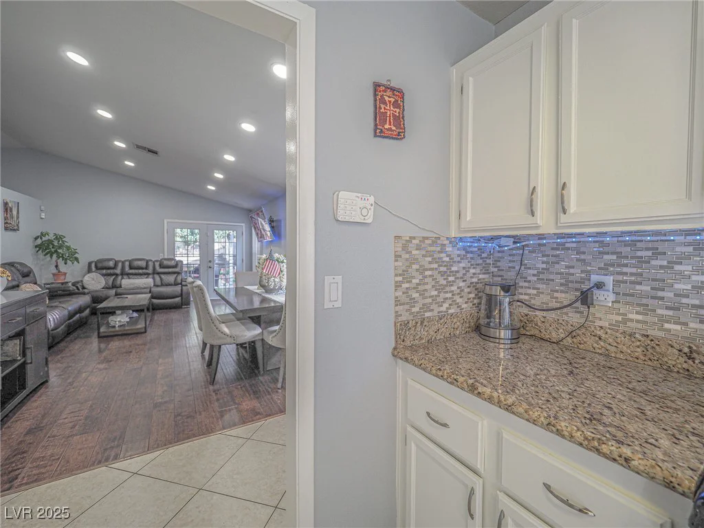 7089 Orange Grove, Las Vegas, NV 89119