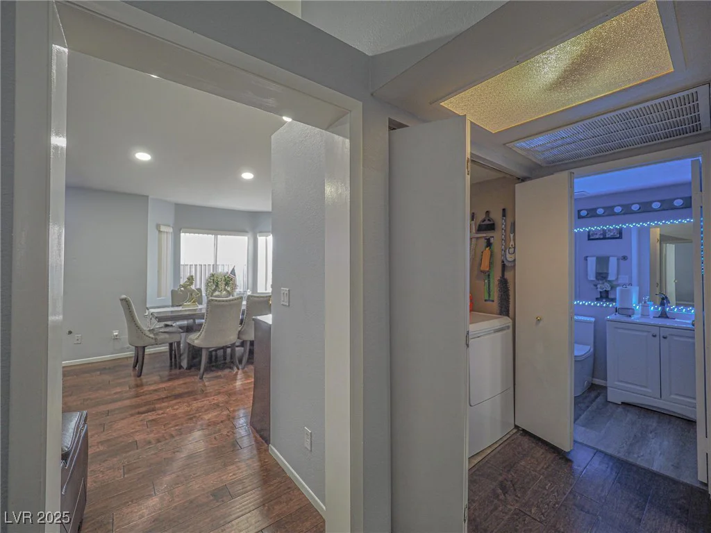 7089 Orange Grove, Las Vegas, NV 89119