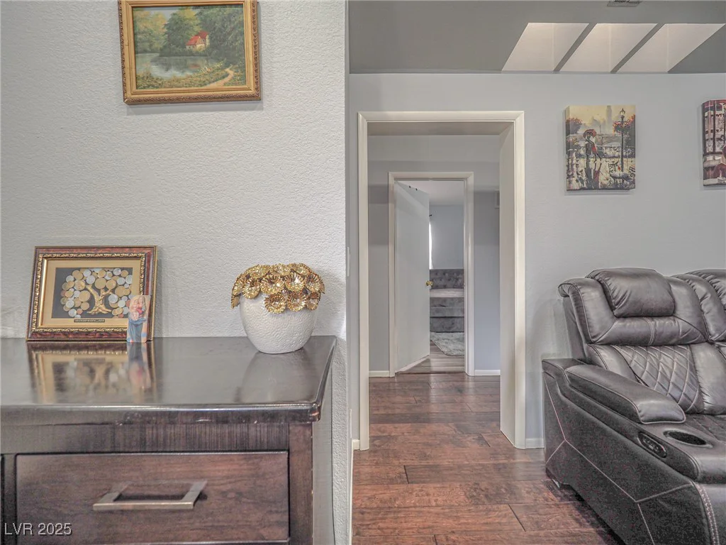 7089 Orange Grove, Las Vegas, NV 89119