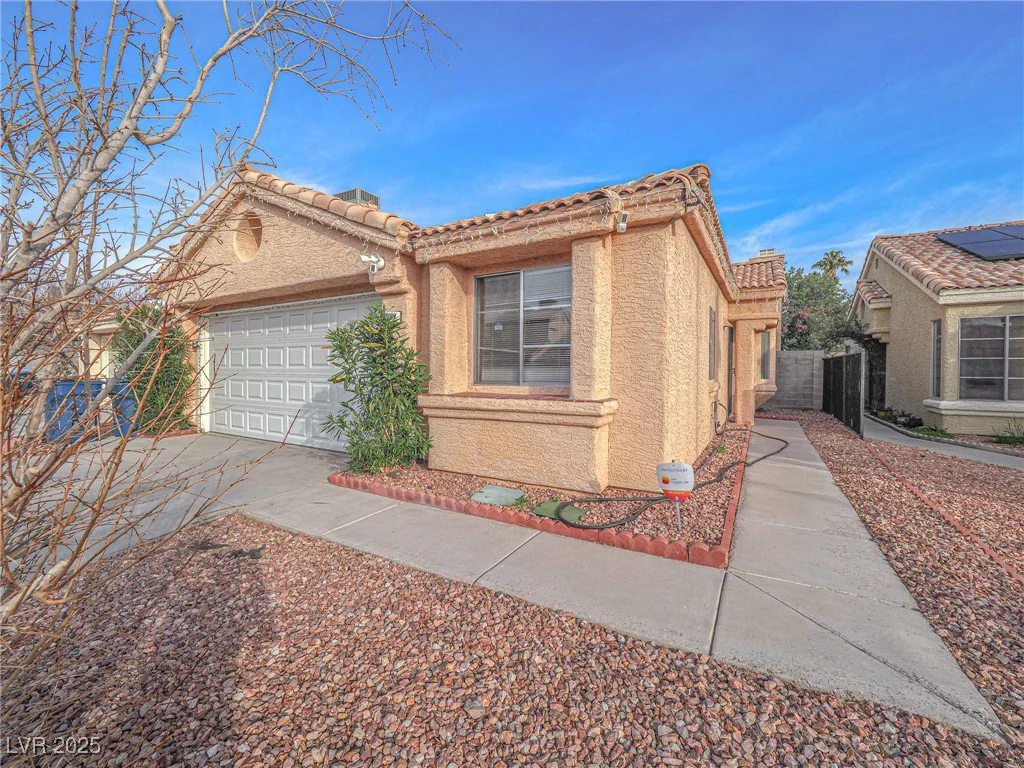 7089 Orange Grove, Las Vegas, NV 89119