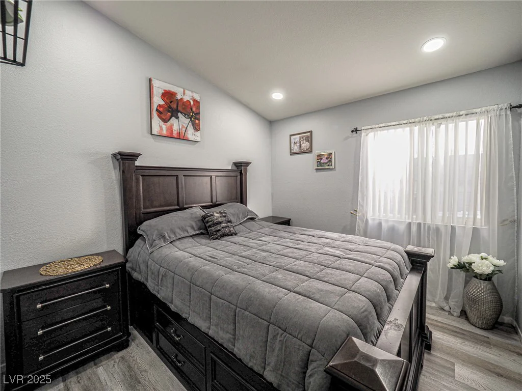 7089 Orange Grove, Las Vegas, NV 89119