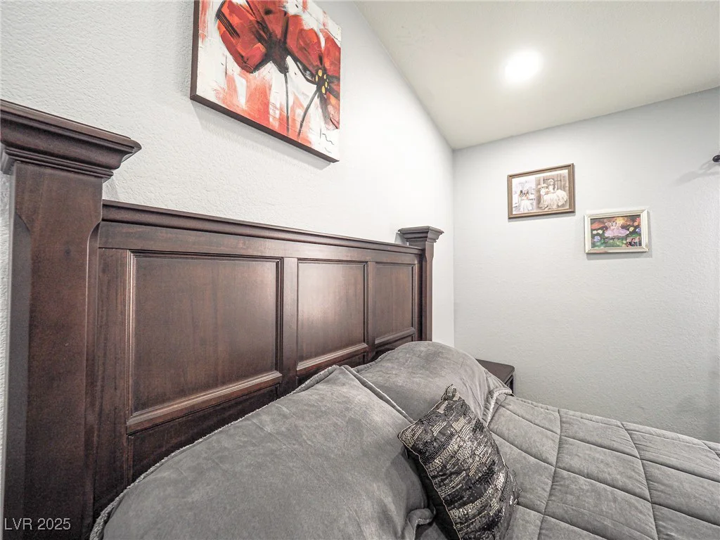 7089 Orange Grove, Las Vegas, NV 89119