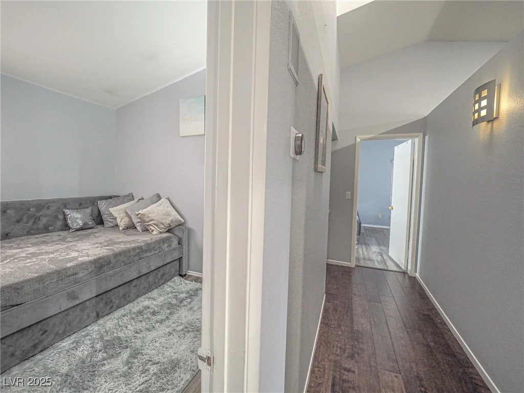 7089 Orange Grove, Las Vegas, NV 89119