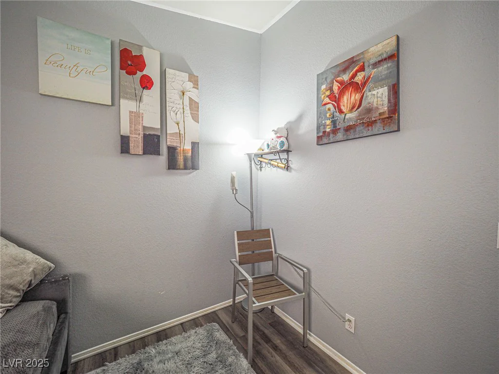 7089 Orange Grove, Las Vegas, NV 89119