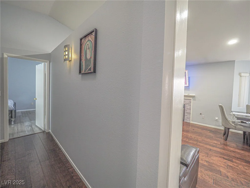 7089 Orange Grove, Las Vegas, NV 89119