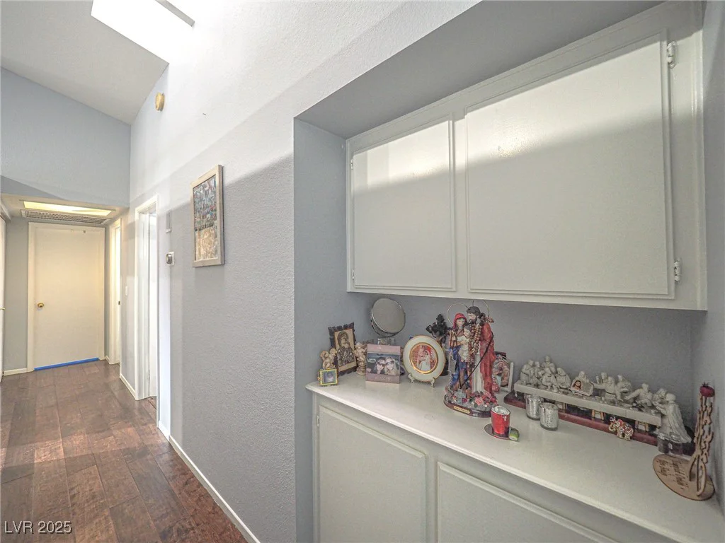 7089 Orange Grove, Las Vegas, NV 89119