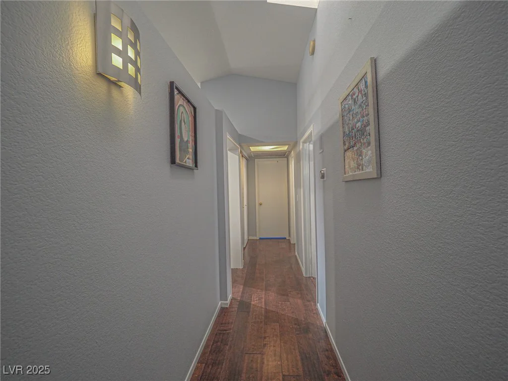 7089 Orange Grove, Las Vegas, NV 89119