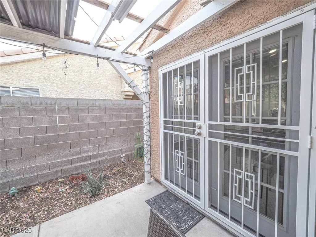 7089 Orange Grove, Las Vegas, NV 89119