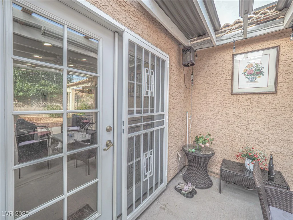7089 Orange Grove, Las Vegas, NV 89119