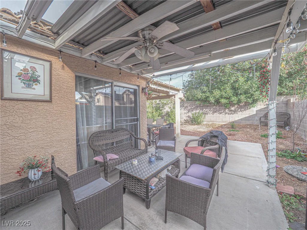7089 Orange Grove, Las Vegas, NV 89119