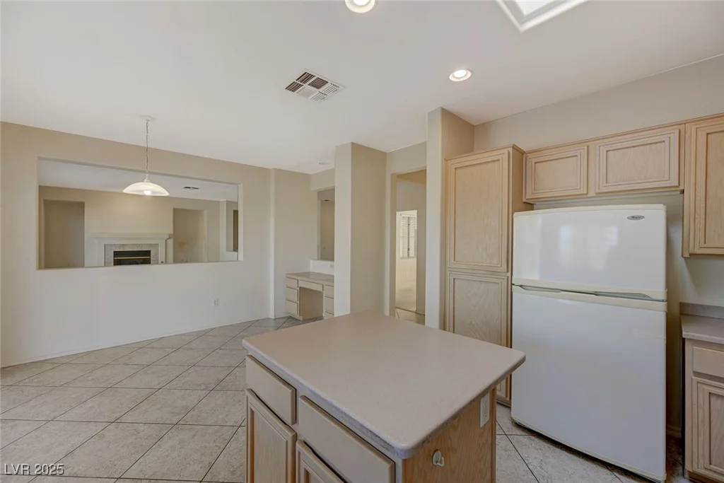 1687 Wellington Springs, Henderson, NV 89052