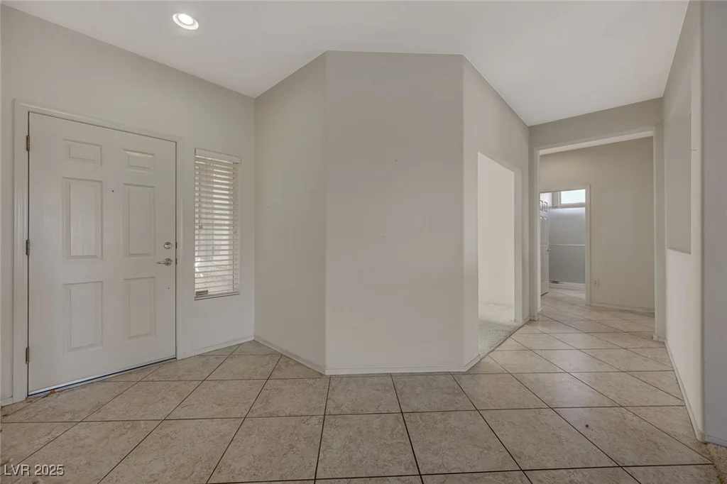 1687 Wellington Springs, Henderson, NV 89052