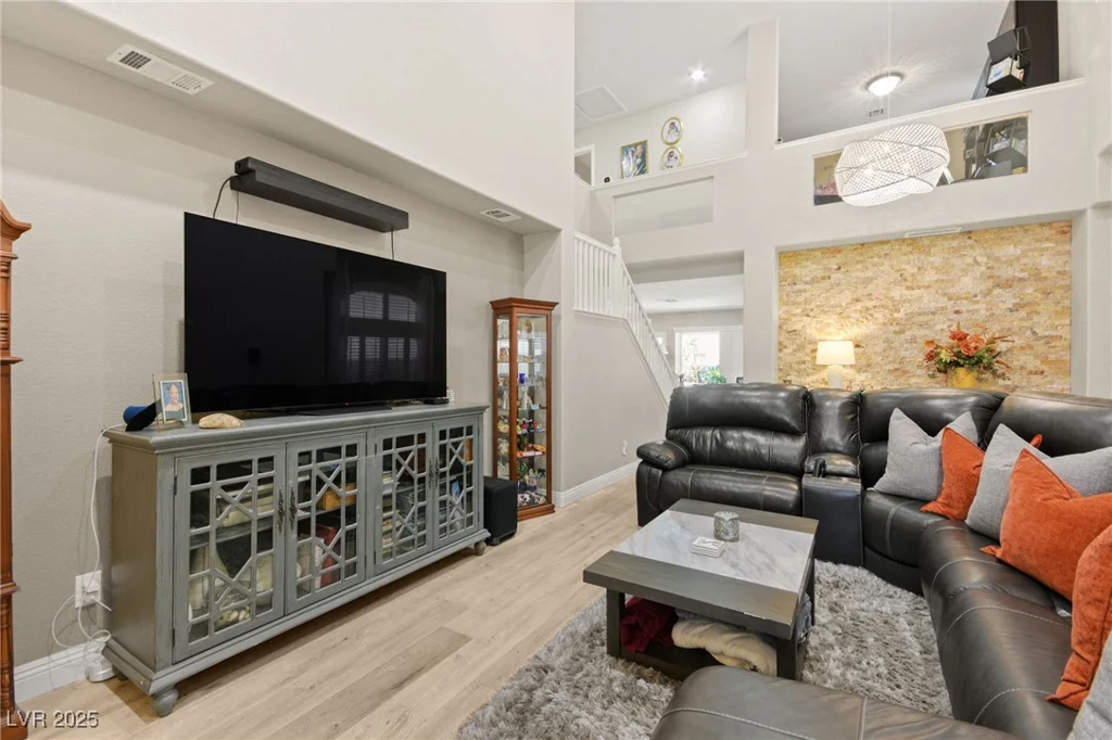 3427 Meridale, Las Vegas, NV 89117